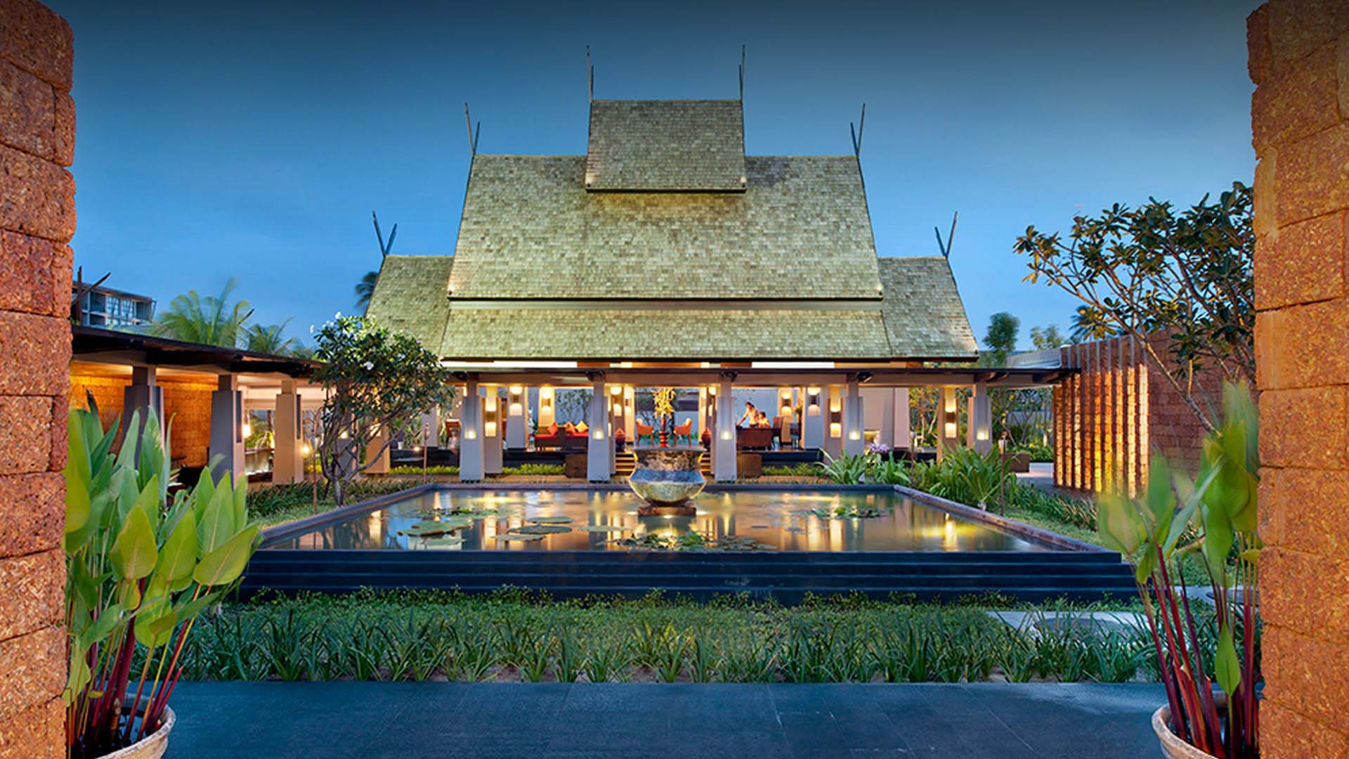 /uploads/minor/anantara/images/anantara-vacation-club-mai-khao-phuket/the-resort/anantara_vacation_club_mai_khao_entrance_header_1920x1080.jpg
