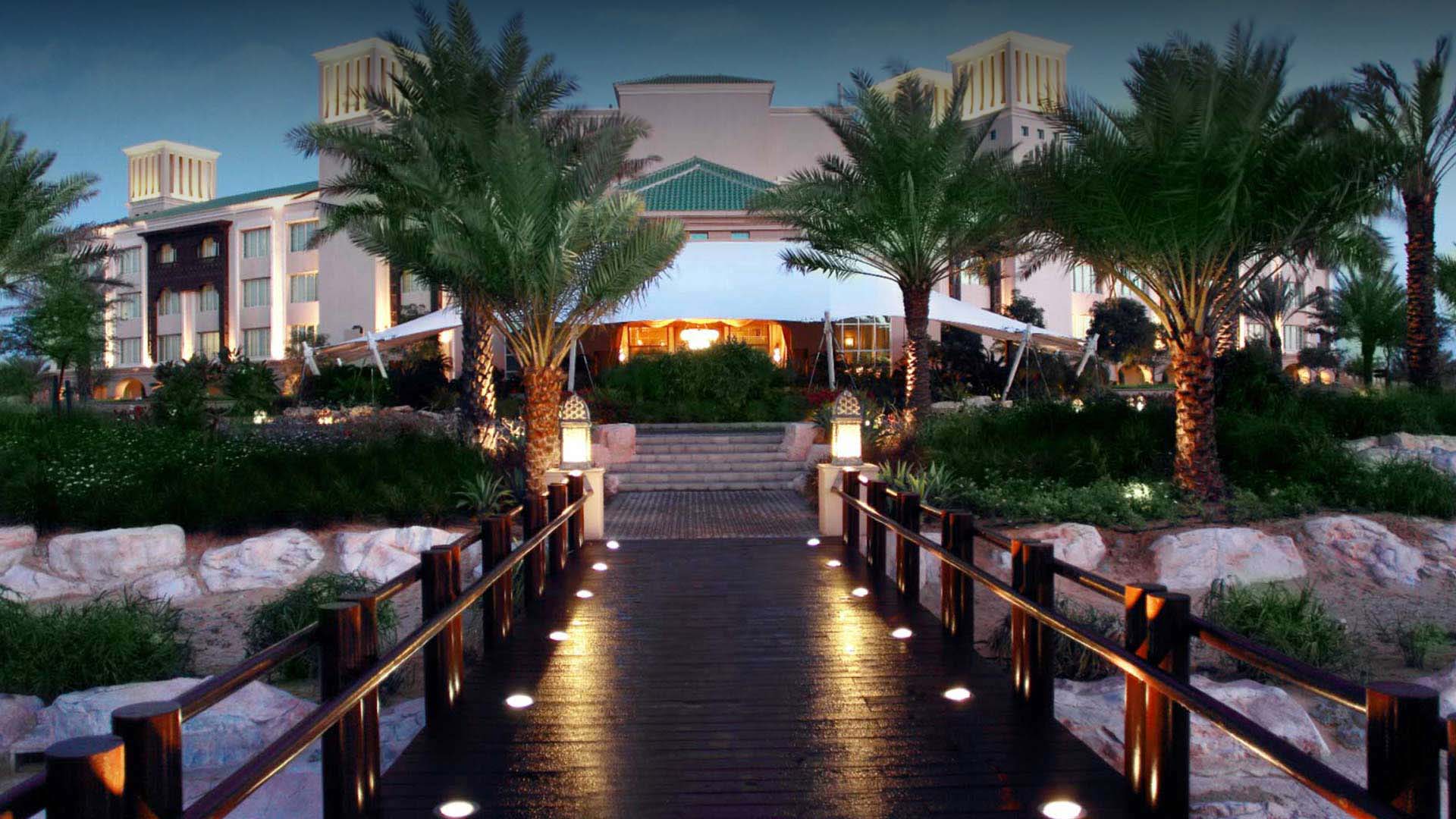 /~/media/minor/anantara/images/desert-islands-resort--spa-by-anantara/the-resort/desktop-banner/desert_islands_by_anantara_header_1920x1080.jpg