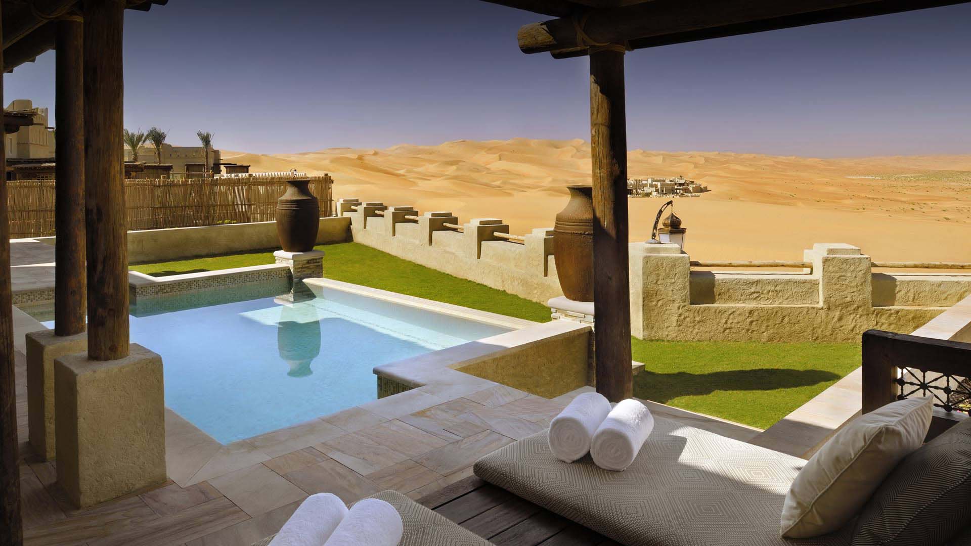 /~/media/minor/anantara/images/qasr-al-sarab-desert-resort-by-anantara/the-resort/desktop-banner/qasr_al_sarab_by_anantara_private_pool_header_1920x1080.jpg