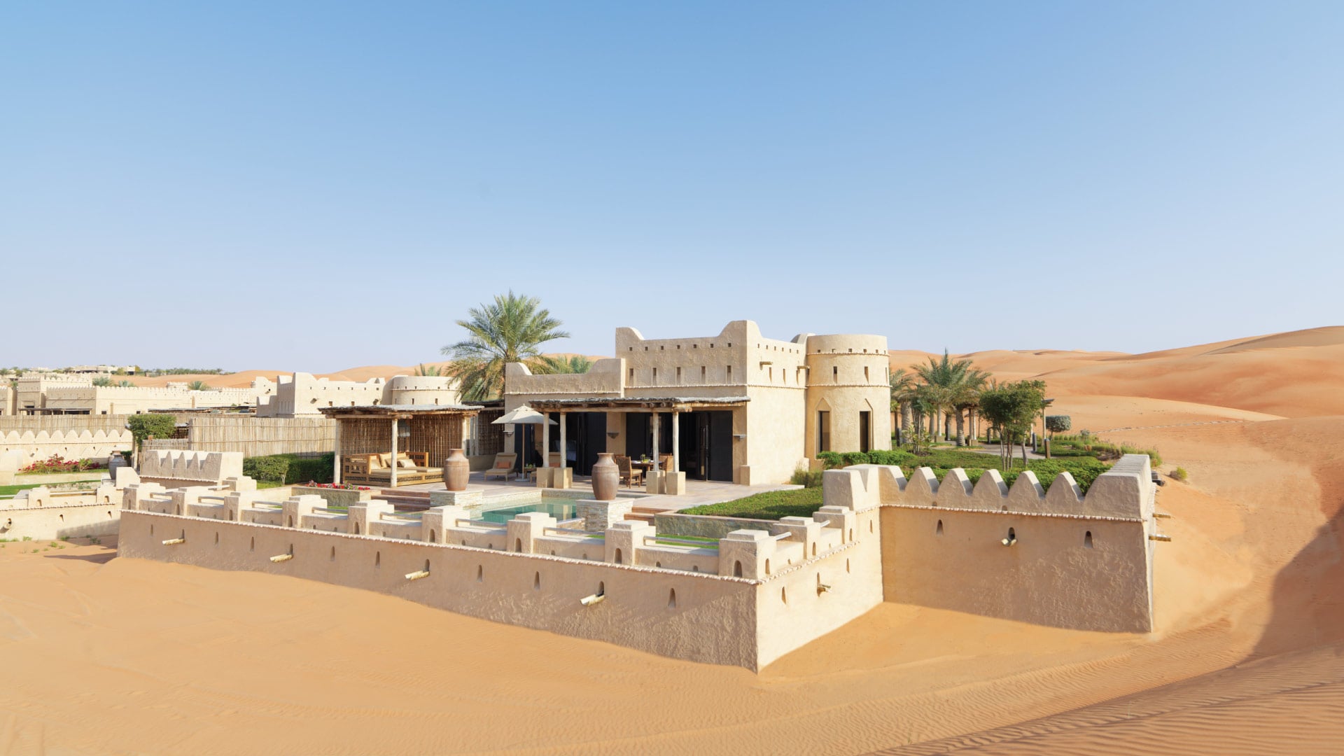 /~/media/minor/anantara/images/royal-pavilion-villas-by-qasr-al-sarab/the-resort/desktop-banner/royal_pavilion_by_qasr_al_sarab_desktop_banner_1920x1080.jpg